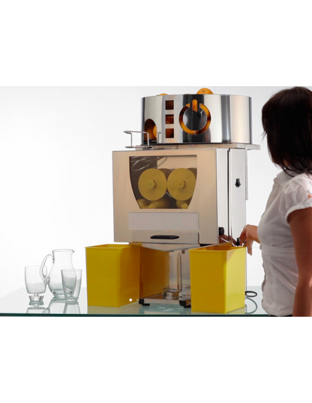 Automatic Juicer 14 kg approx. 25 fruits per minute Automatic Juicer 14 kg approx. 25 fruits per minute