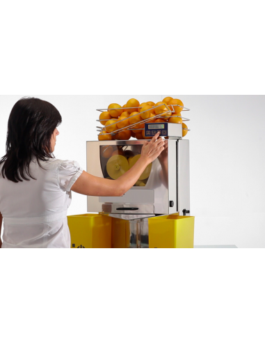 Spremiagrumi 4 kg digitale con carica manuale 25 frutti al minuto