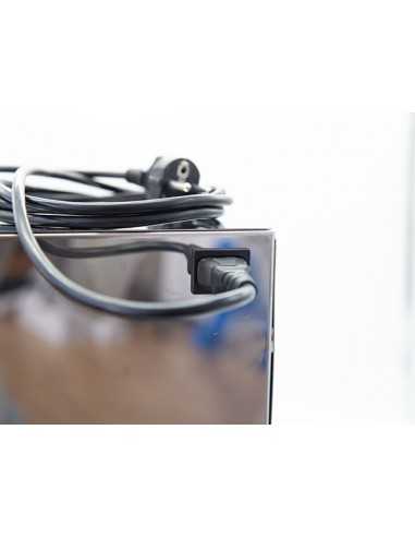 UV-C sterilizer for objects with 2 shelves