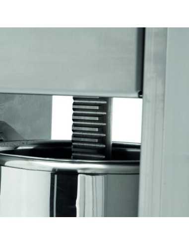 Insaccatrice orizzontale da 7 litri - 6 Kg - N. 2 velocità