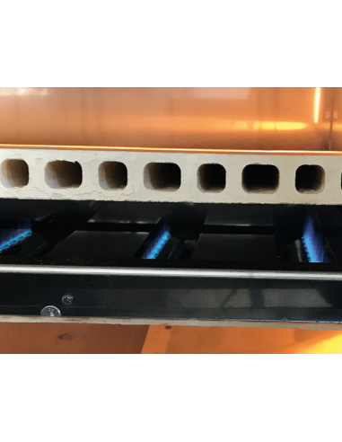 Horno de pizza a gas para 3 pizzas - cm 147 x 87 x 54 h