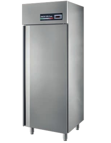 Congelador - Capacidad 900 lt - cm 79 x 101 x 209 h