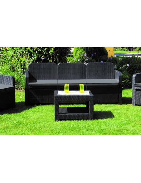 Set in rattan - Due poltrone - Divano 3 posti - Tavolo cm 61 x 53 x 42 h