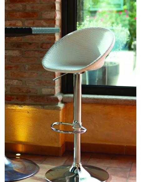 Stool - Polypropylene seat - Chrome base - Dimensions cm 49.5 x 44.5 x 84/106 h