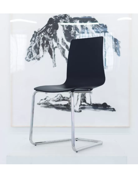 Sedia in polipropilene opaco - Dimensioni cm 46 x 46 x 86.5 h