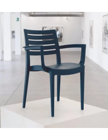 Polypropylene armchair - Dimensions cm 59 x 51 x 80 h