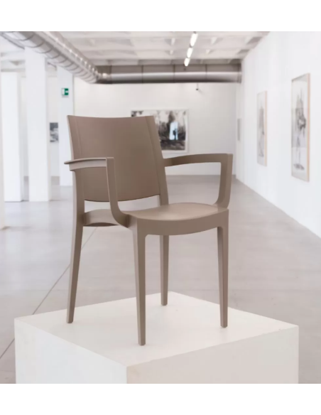 Sillón de polipropileno - Dimensiones cm 59 x 51 x 80 h