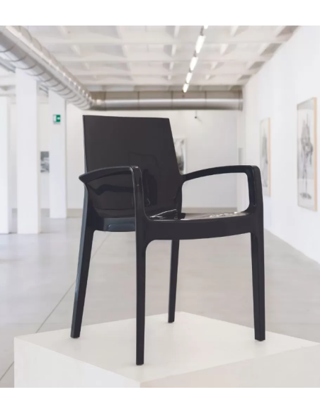 Polypropylene armchair - Dimensions cm 56.5 x 52 x 63.5 h