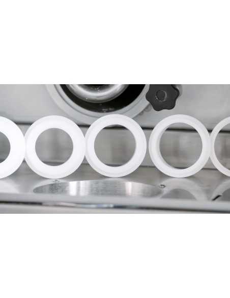 Porzionatrice da 700 palline all'ora - cm 51 x 66 x 83 h Porzionatrice da 700 palline all'ora - cm 51 x 66 x 83 h