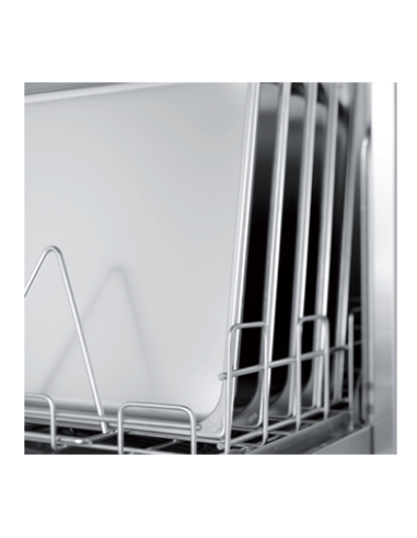 Electronic clothes washer with square basket cm...