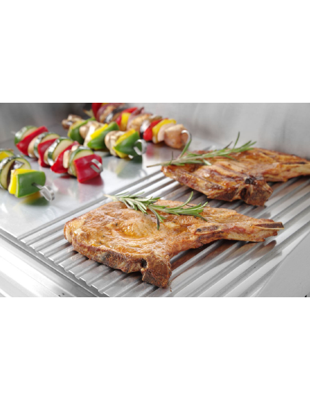 Electric FryTop with Smooth Plate / Ribbed - cm 52.7 x 40.4 x 22.3 h