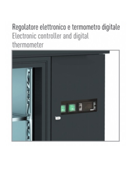 Mostrador refrigerado 3 puertas de vidrio – 586 litros – 254.2 x 53.5 x 86 cm