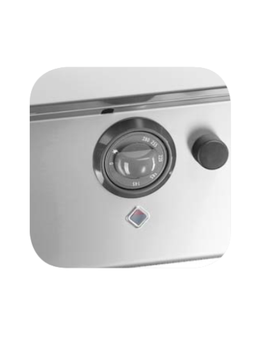 Professional gas fry top with smooth plate - cm...