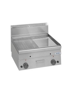 Professional gas fry top - Plate 1/2 smooth 1/2 ribbed... 2