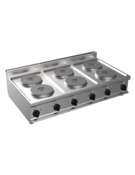 Frigo 1400 L, 6 piastre, fry top, forno 4 teglie, cappa 200 cm, tavolo frigo 178 cm, cuocipasta 14 L, friggitrice 10+10 L