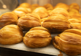 The history of Neapolitan puff pastry